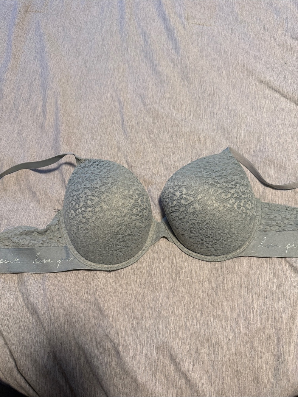 PINK Victoria's Secret Lace T-Shirt Bra in Sage Green